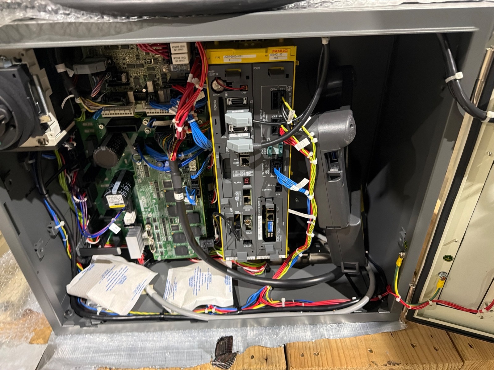 FANUC M‑10iD/10L Complete with R‑30iB Plus Controller USED