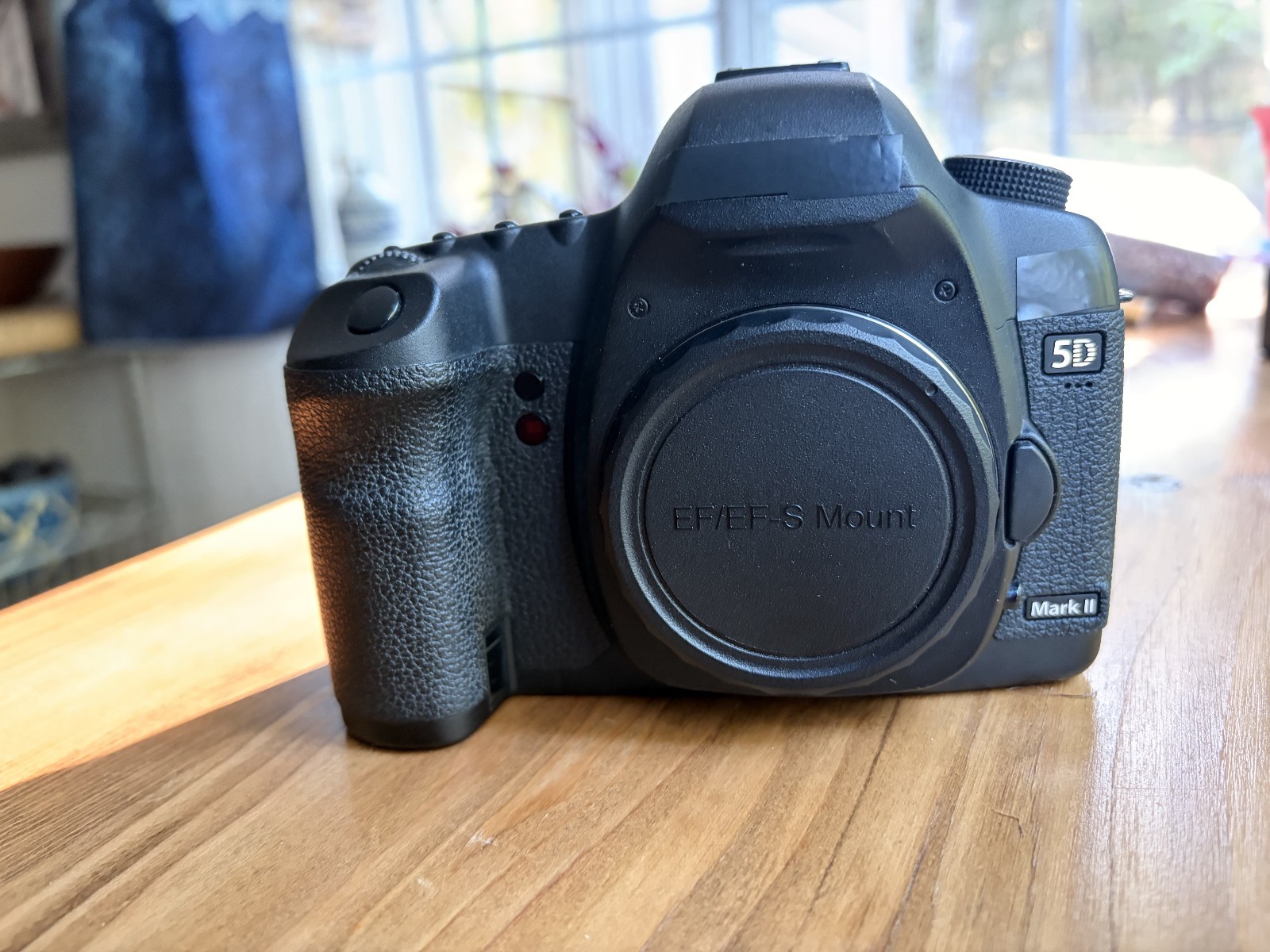 Canon EOS 5D Mark II 21.1 MP Digital SLR Camera - Black (Body Only)