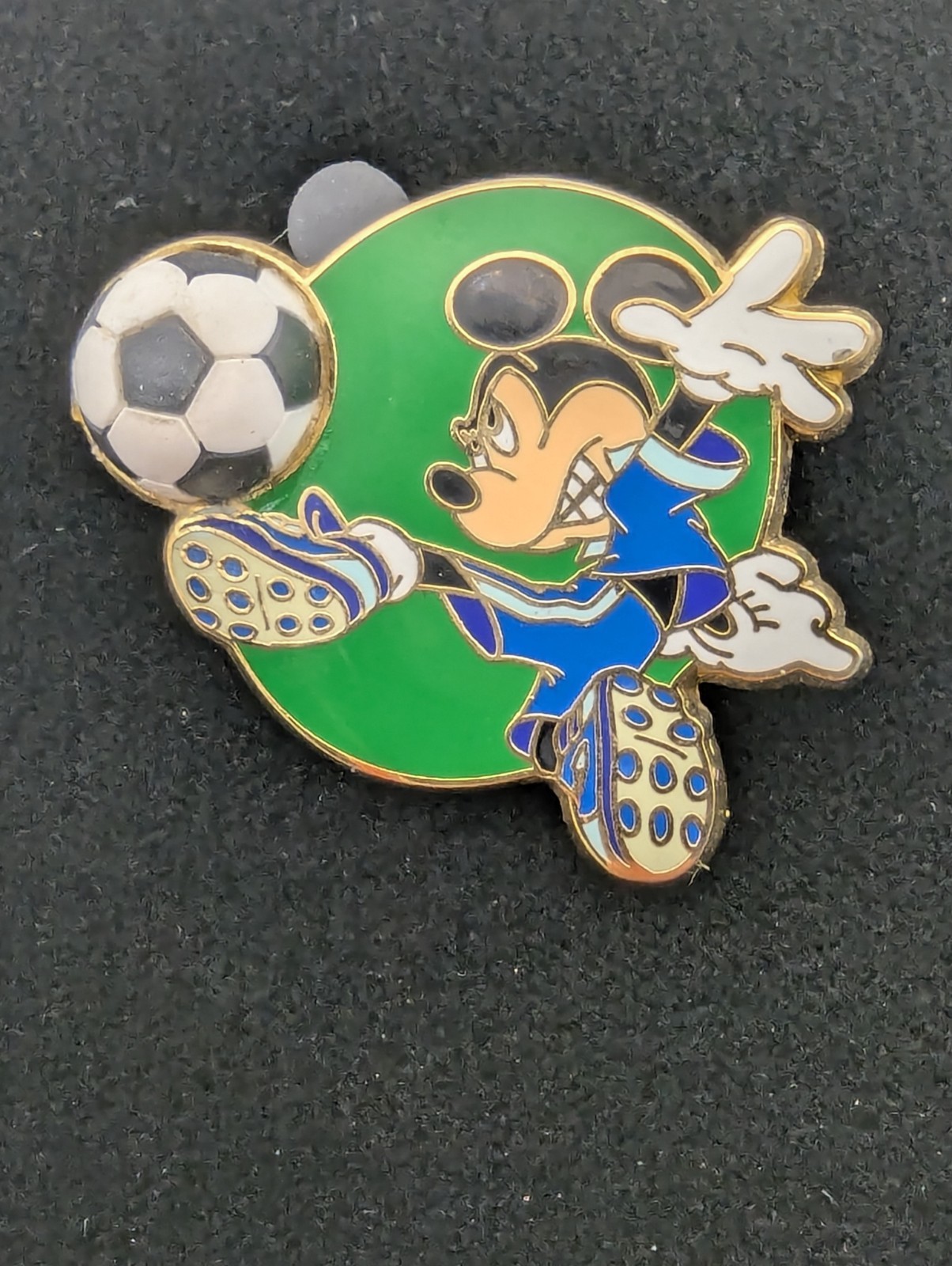 Disney Mickey Mouse Soccer Football Pin 2002 Trading Collectible Enamel Pin.