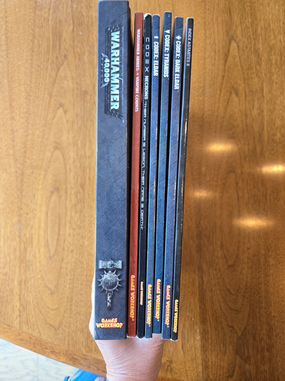 2008 Warhammer 40K 5th Ed Rule Book + 4 Codex & Vampire Counts + - all LIKE N