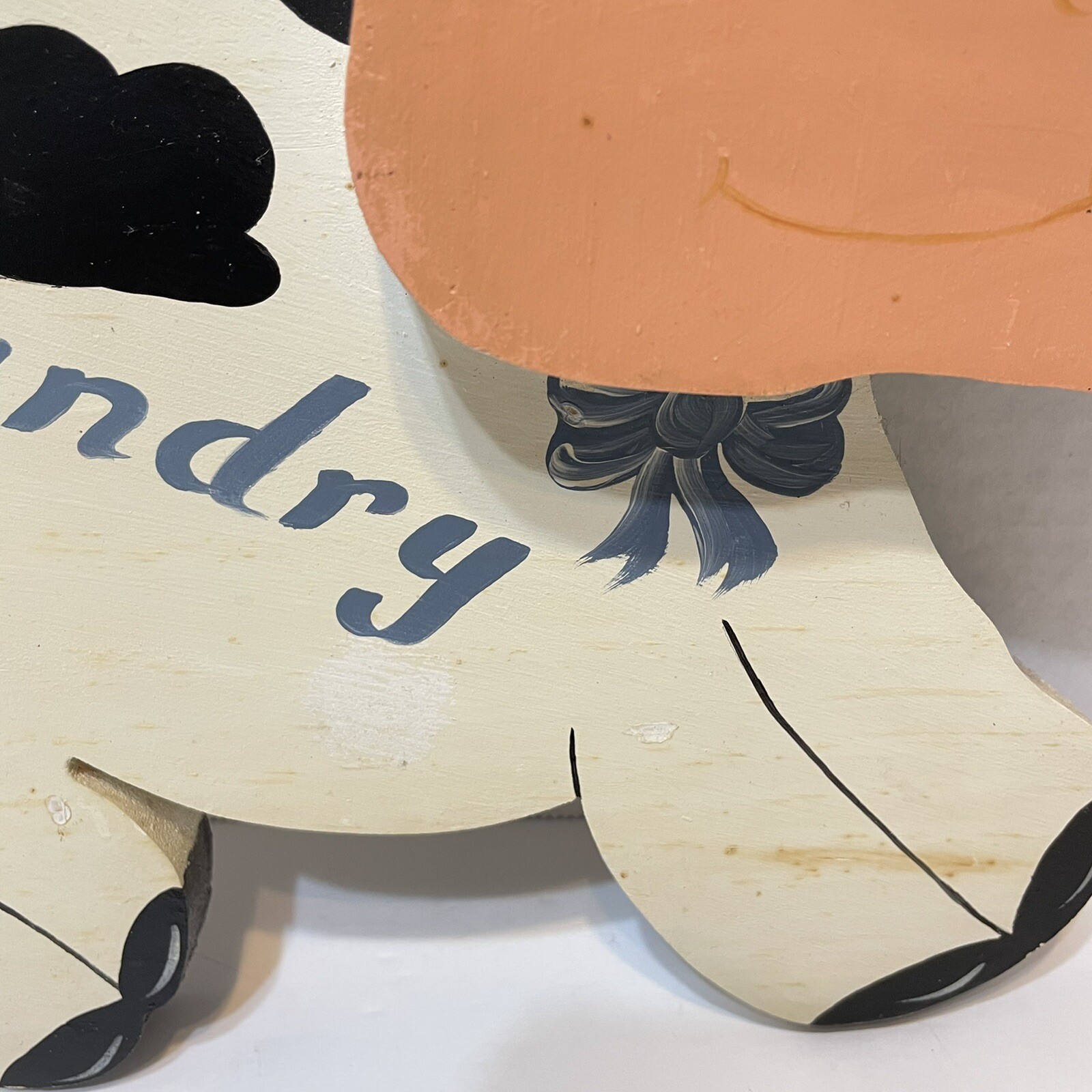 Vintage Handmade Wooden Hand Painted Laundry Cow Wall Hanging 10.75 x 10 in