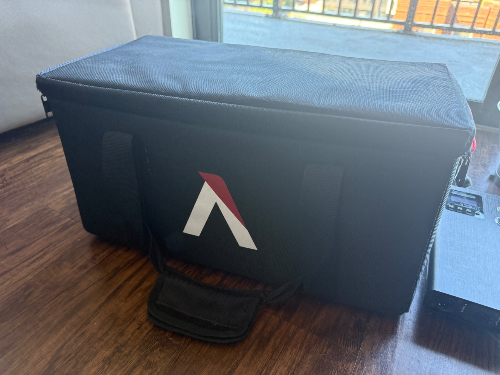 Aputure LS C120d II Light storm Kit - *Excellent condition*