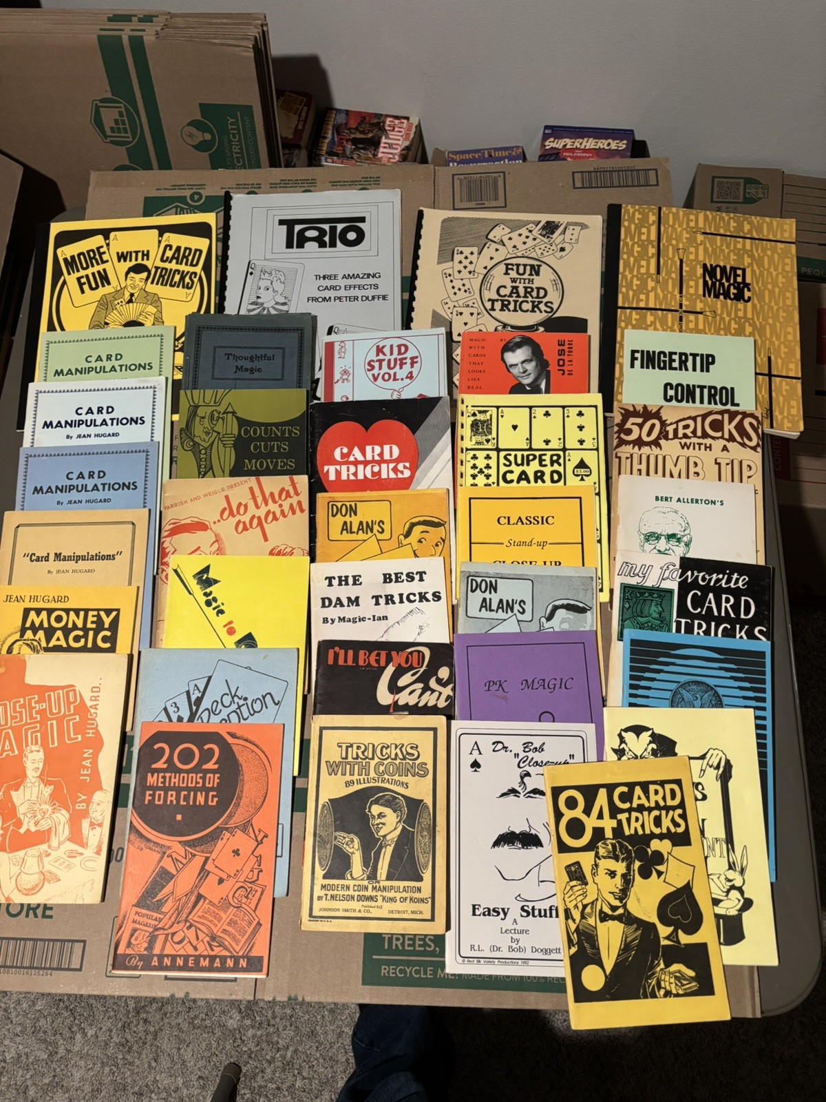 Magic Books Pamphlets  Ephemera Lot of 35