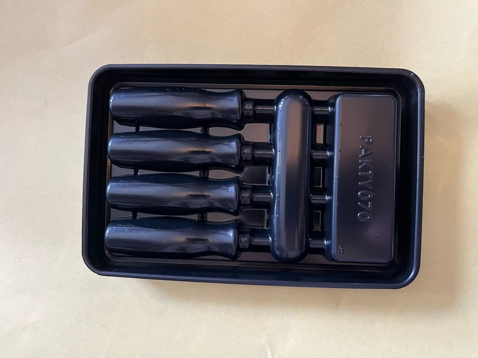 New Snap On 4 Compartment Mini Tip Screwdriver Tray/Storage 4-piece PAKTY070