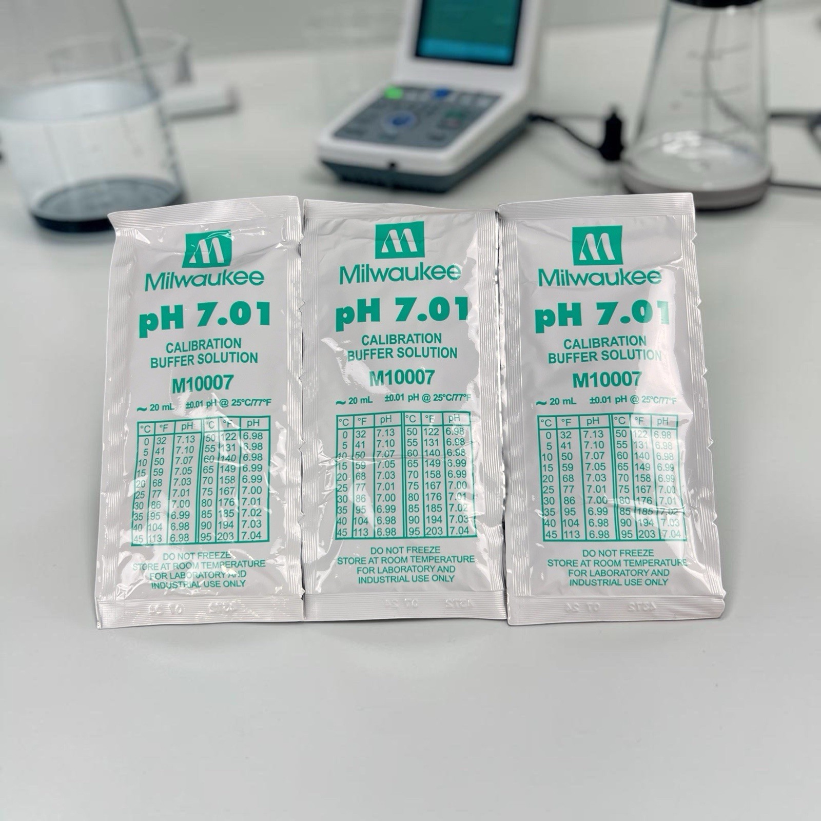 Milwaukee M10007 pH 7.01 Calibration Buffer Solution 20mL Sachets Lot of 3