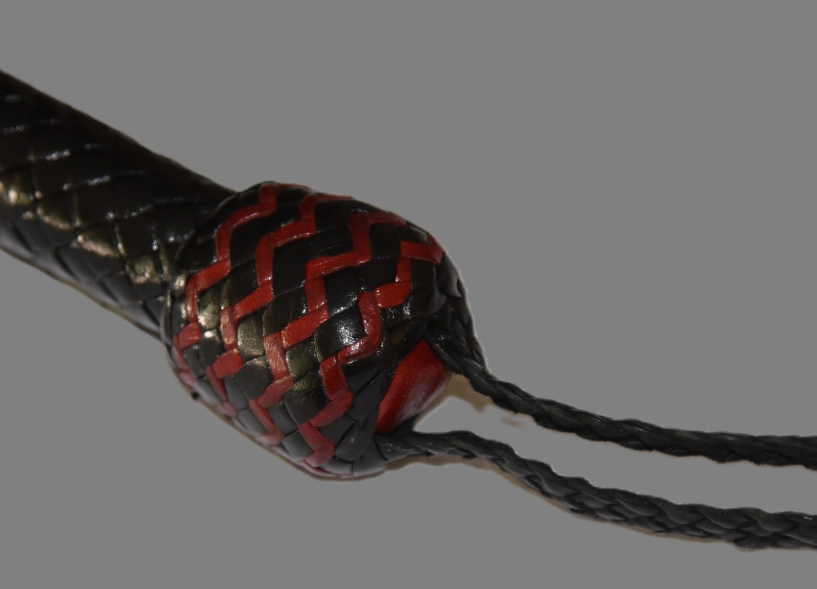 kangaroo hide bullwhips