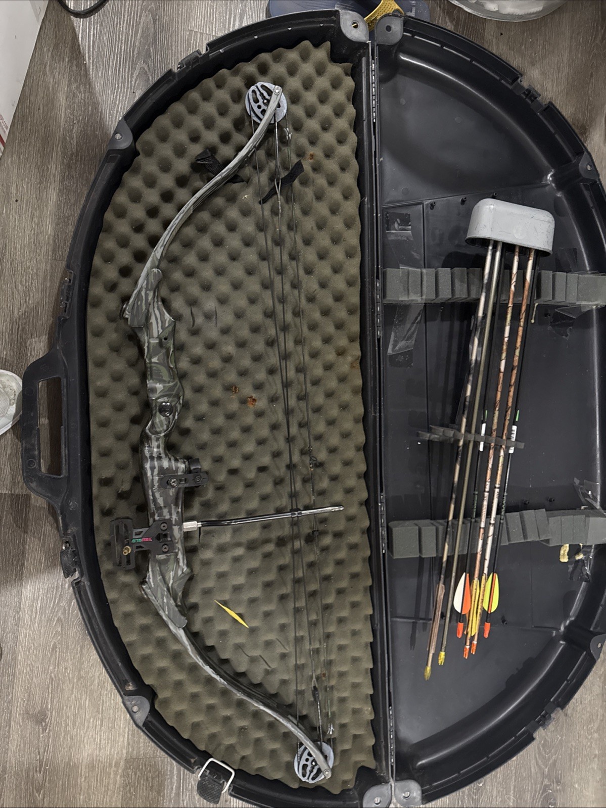 Bear Legit 70lbs bow with soft case
