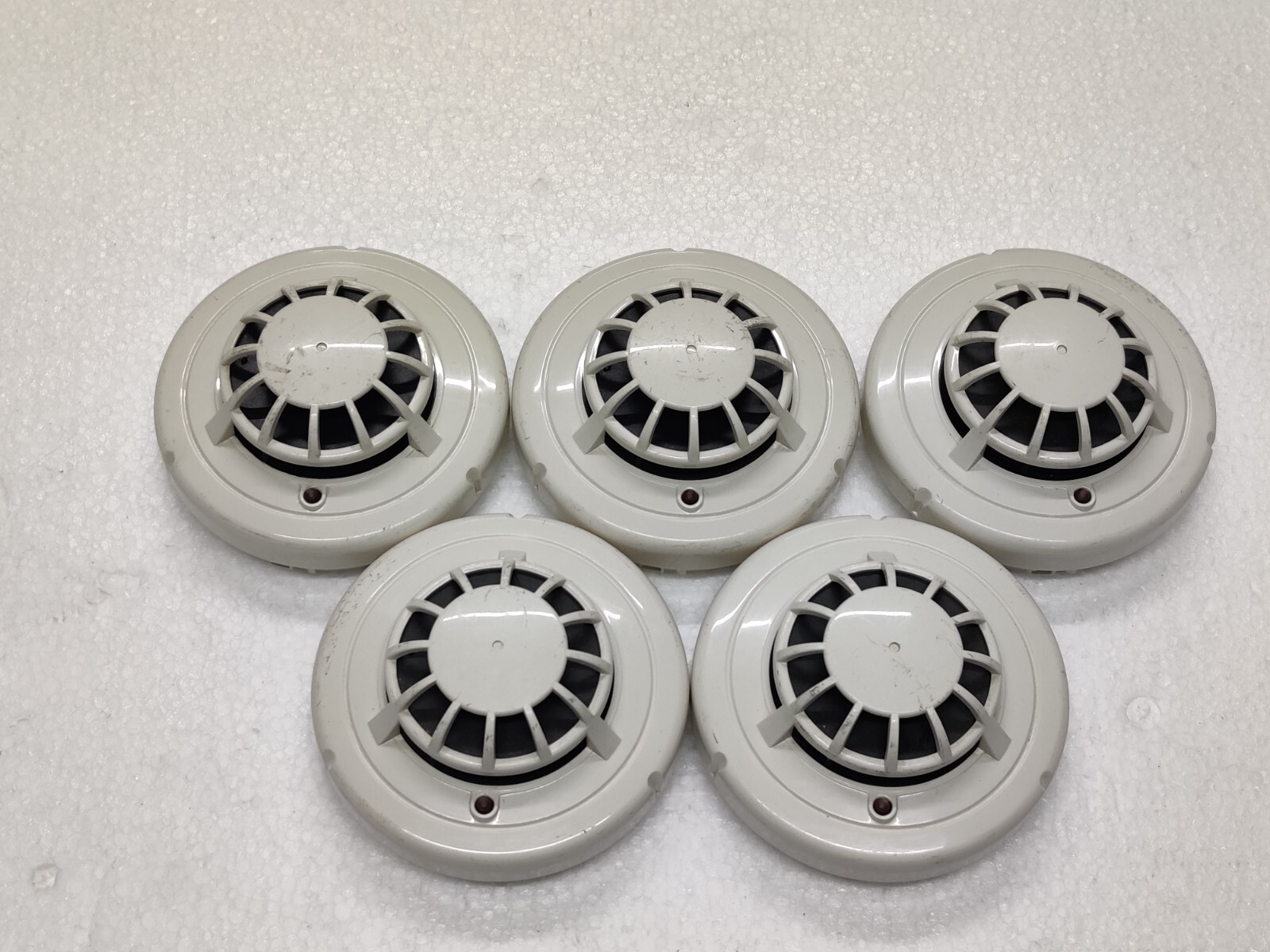 5 Qty Of System Sensor 2351TEM Fire Detector With B401 Detector Base