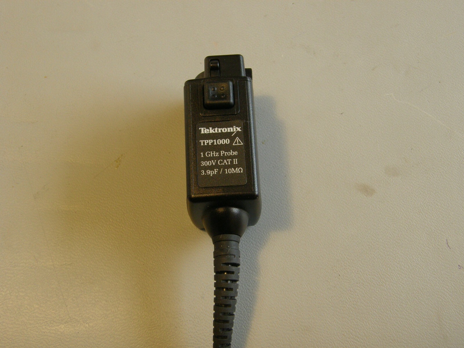 TEKTRONIX TPP1000 PASSIVE VOLTAGE PROBE ( with accessories)