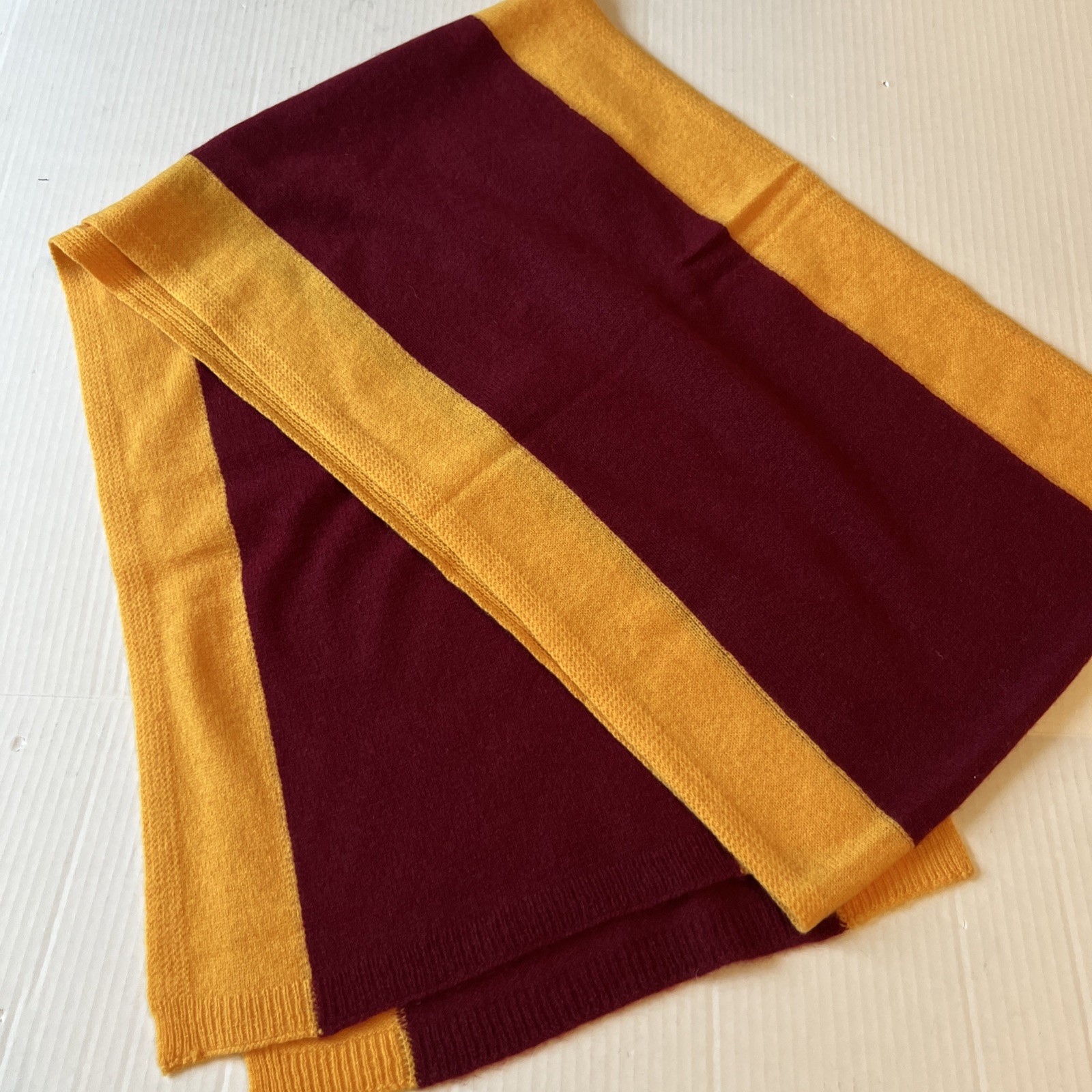 Minnie Rose Unisex 100% Cashmere Color Blocked Sport Scarf Crimson Tide/Gold NWT