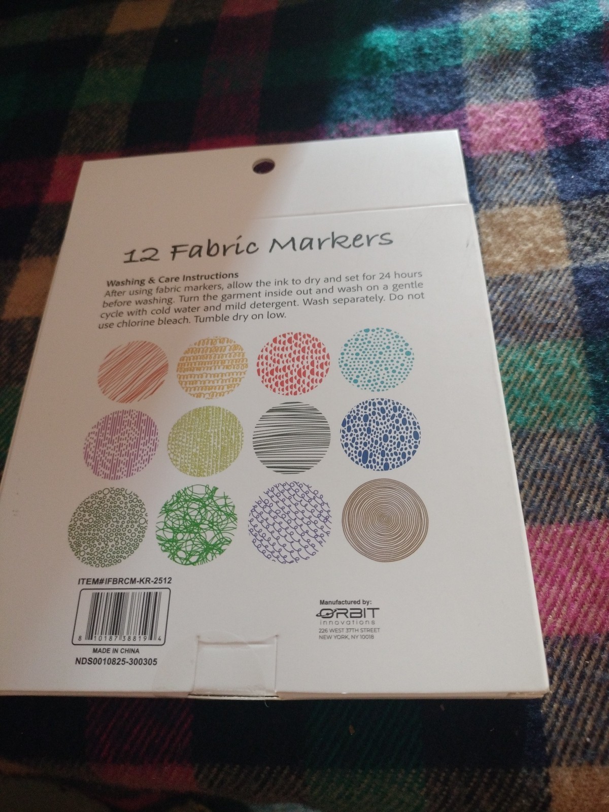 12 Piece Fabric Markers