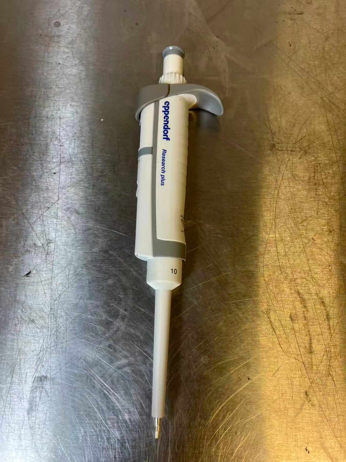 Eppendorf Research Plus single channel Pipette – Choose Size