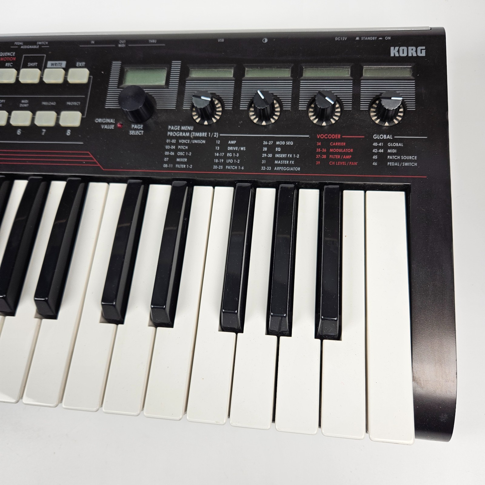 Korg R3 37 key Keyboard Vocoder Synth, with Mic + Power Supply