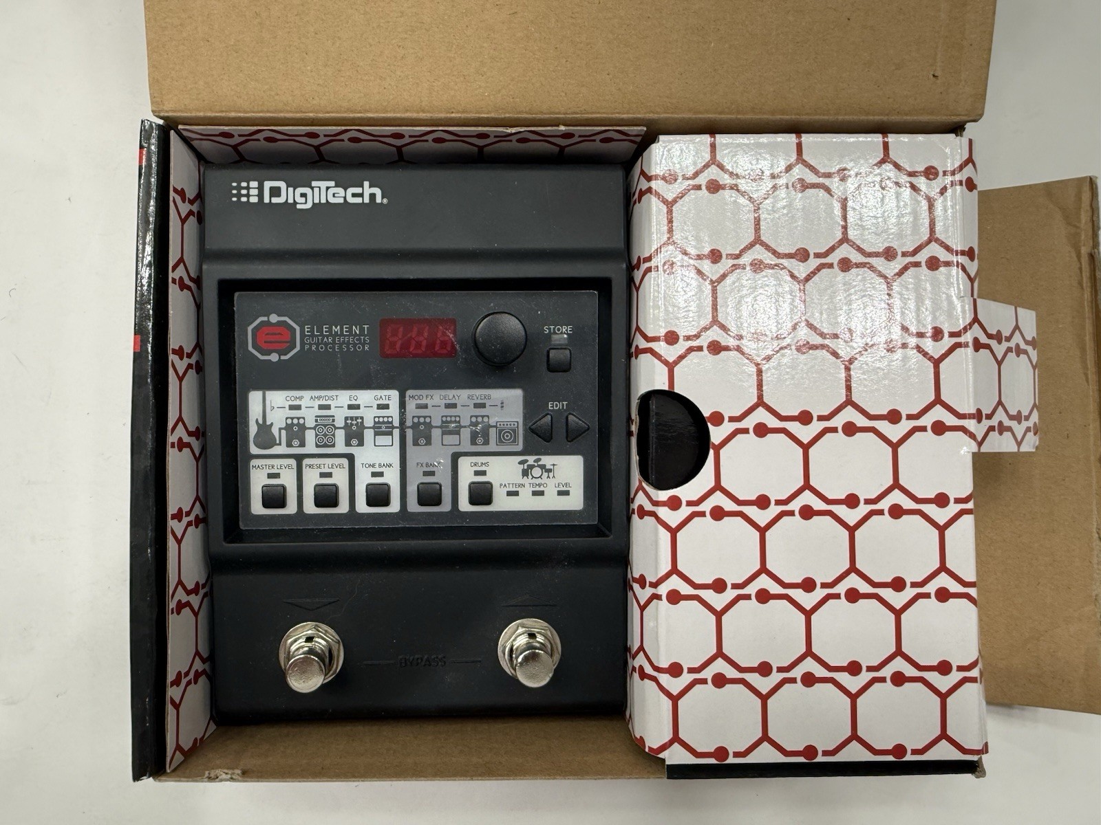 Digitech Element ELMTV-01 Guitar Multi Effects Processor Pedal + Box & PSU