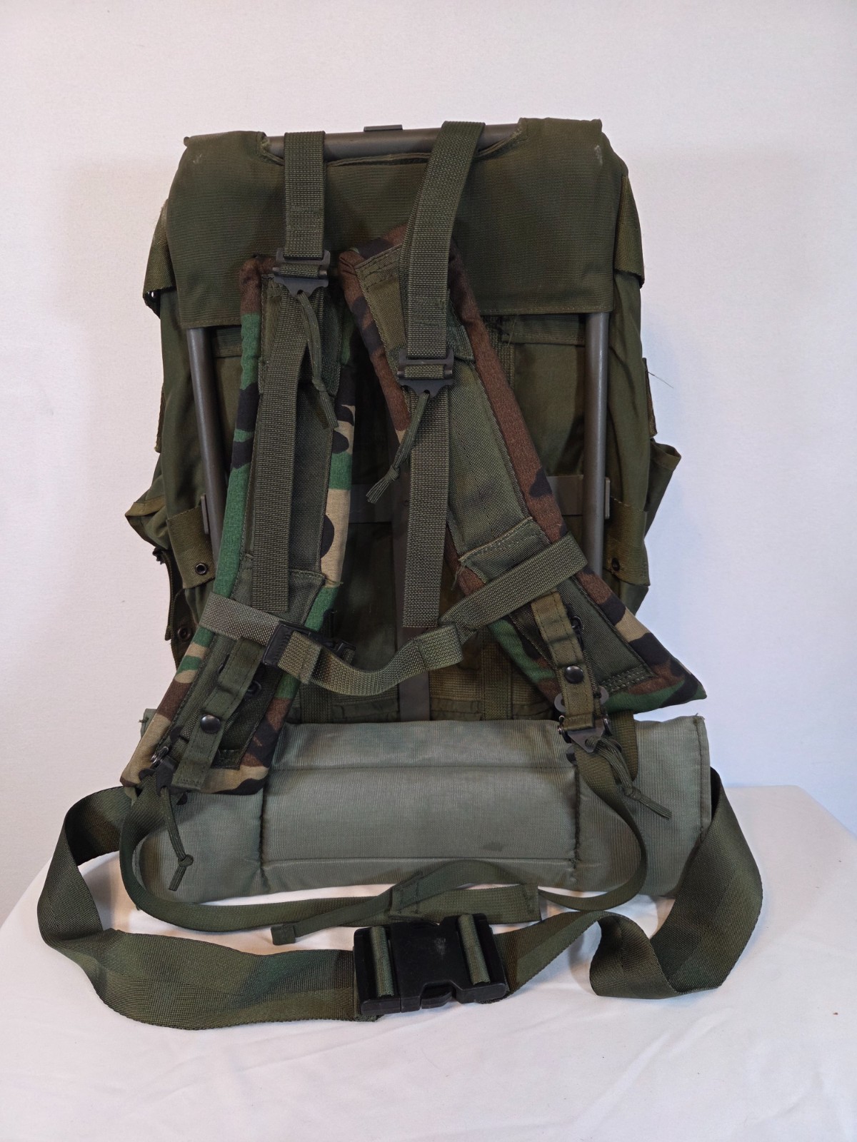 US Army Military LC-1 ALICE Combat Field Pack Medium Backpack w/Frame