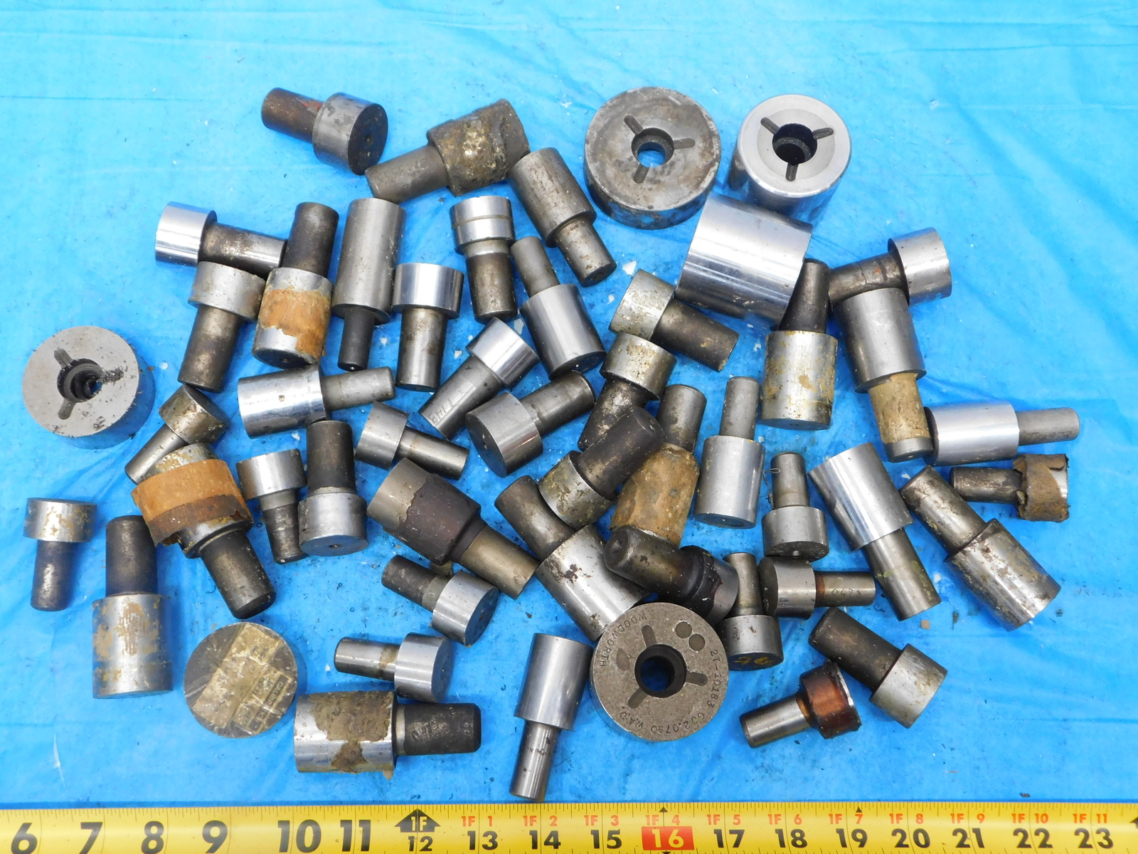 50 PC LOT SMOOTH PIN PLUG GAGE MEMBERS SIZES AROUND 1" - 2" & LARGER INSPECTION