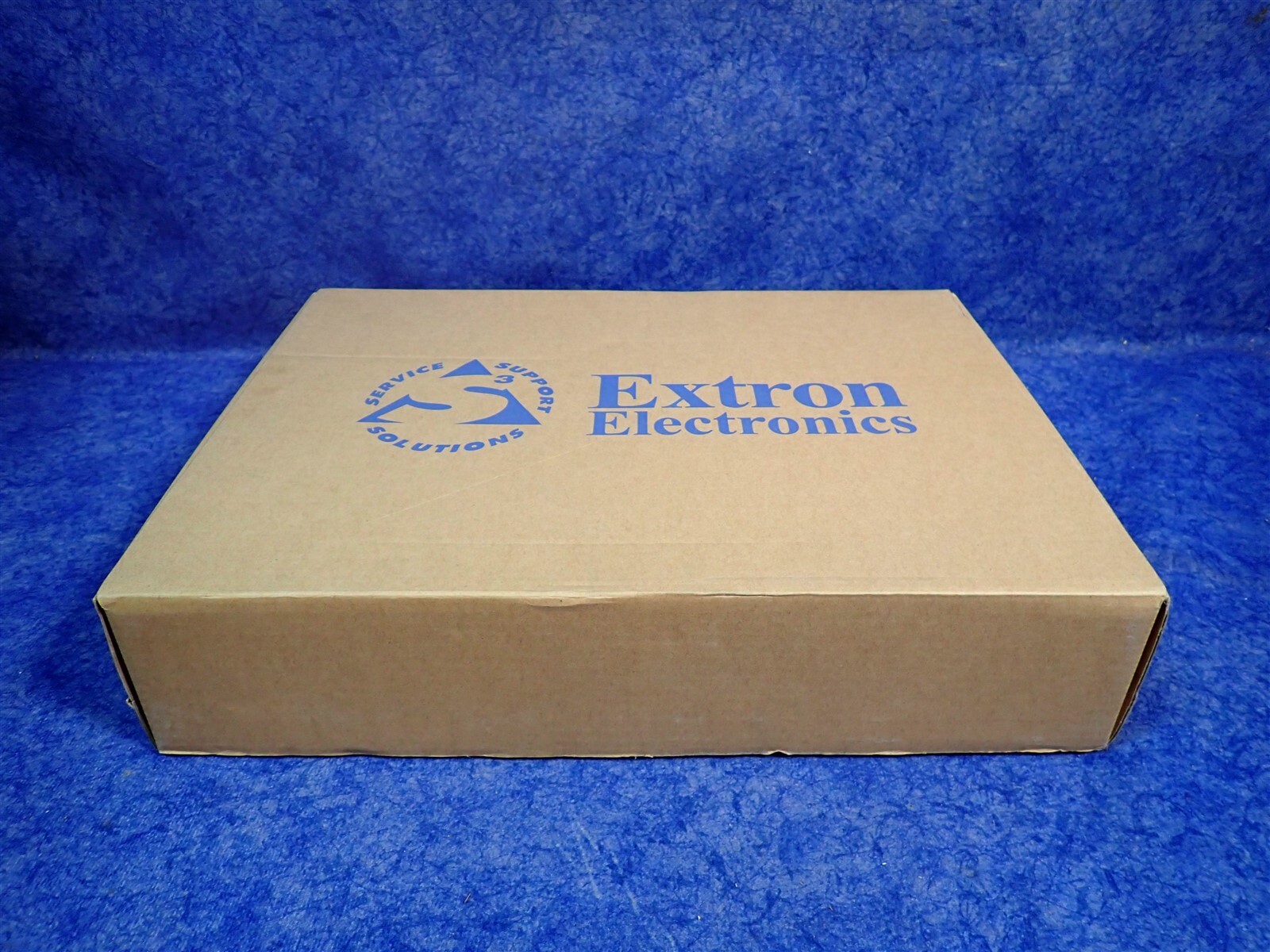 Extron PMK 350 White 70-563-03 Low Profile Pole Mount Kit (I14)