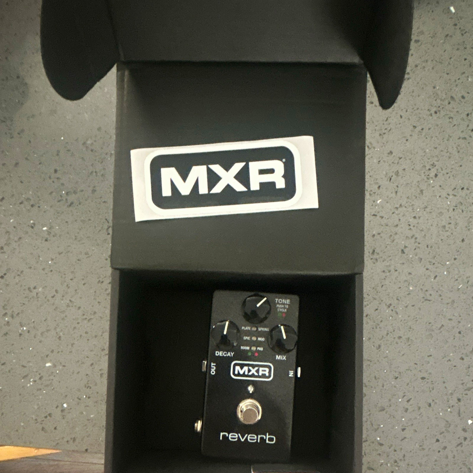 MXR M300 Reverb Digital Reverb Effects Pedal for Electric & Acoustic Guitar