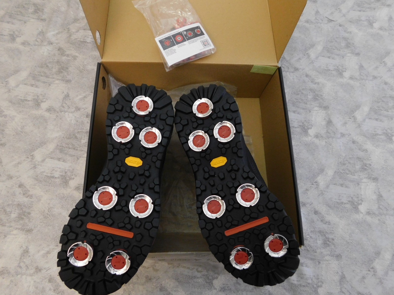 Simms G4 PRO Powerlock Wading Boots - Vibram® Sole SIZE 12