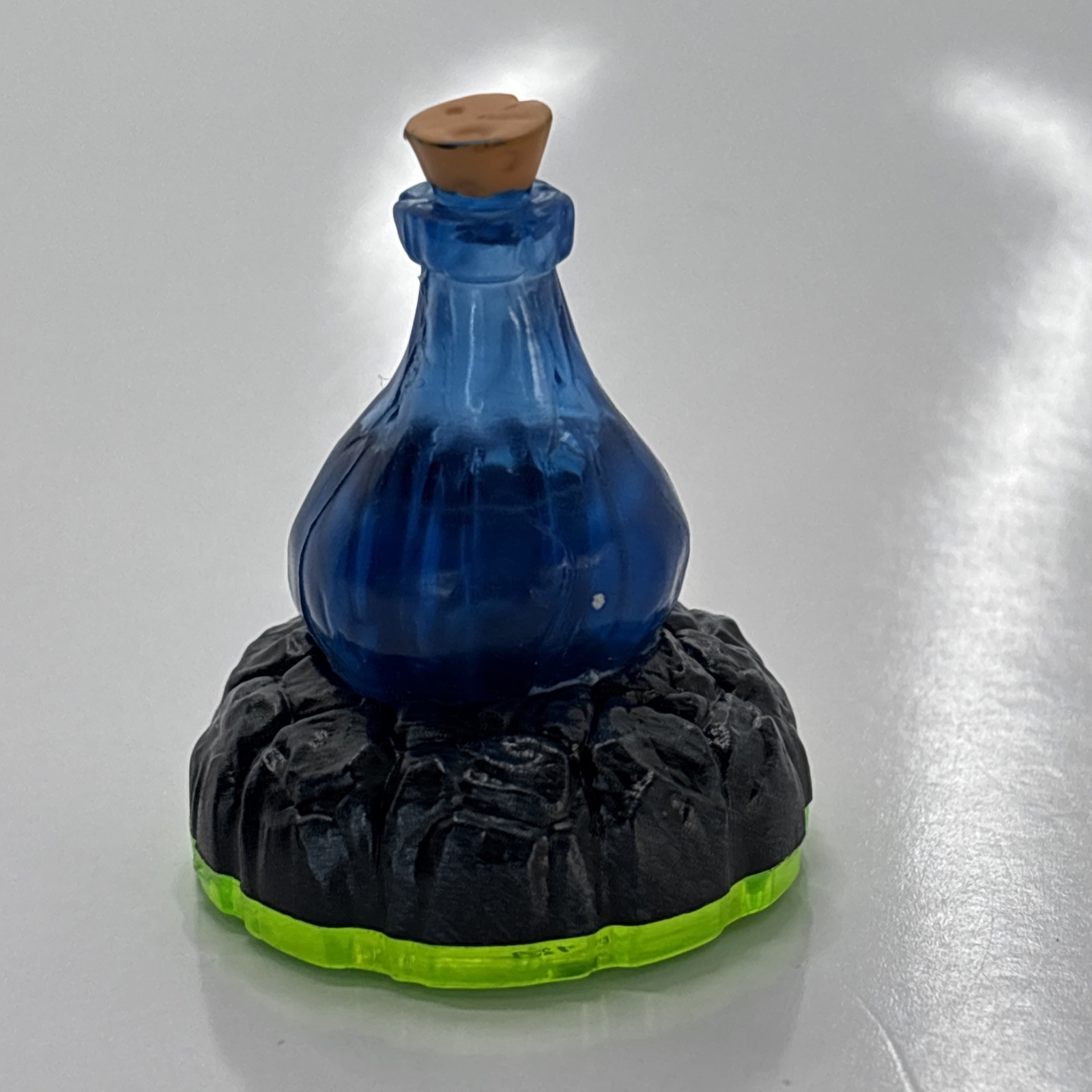 2011 Activision Skylanders Healing Elixir Magic 2" Figure 88983888