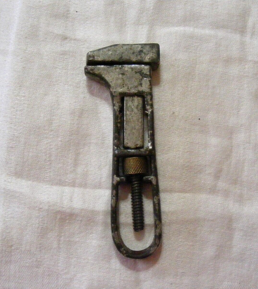Vintage Unmarked Skeletal Hammer Bicycle Wrench 8-a