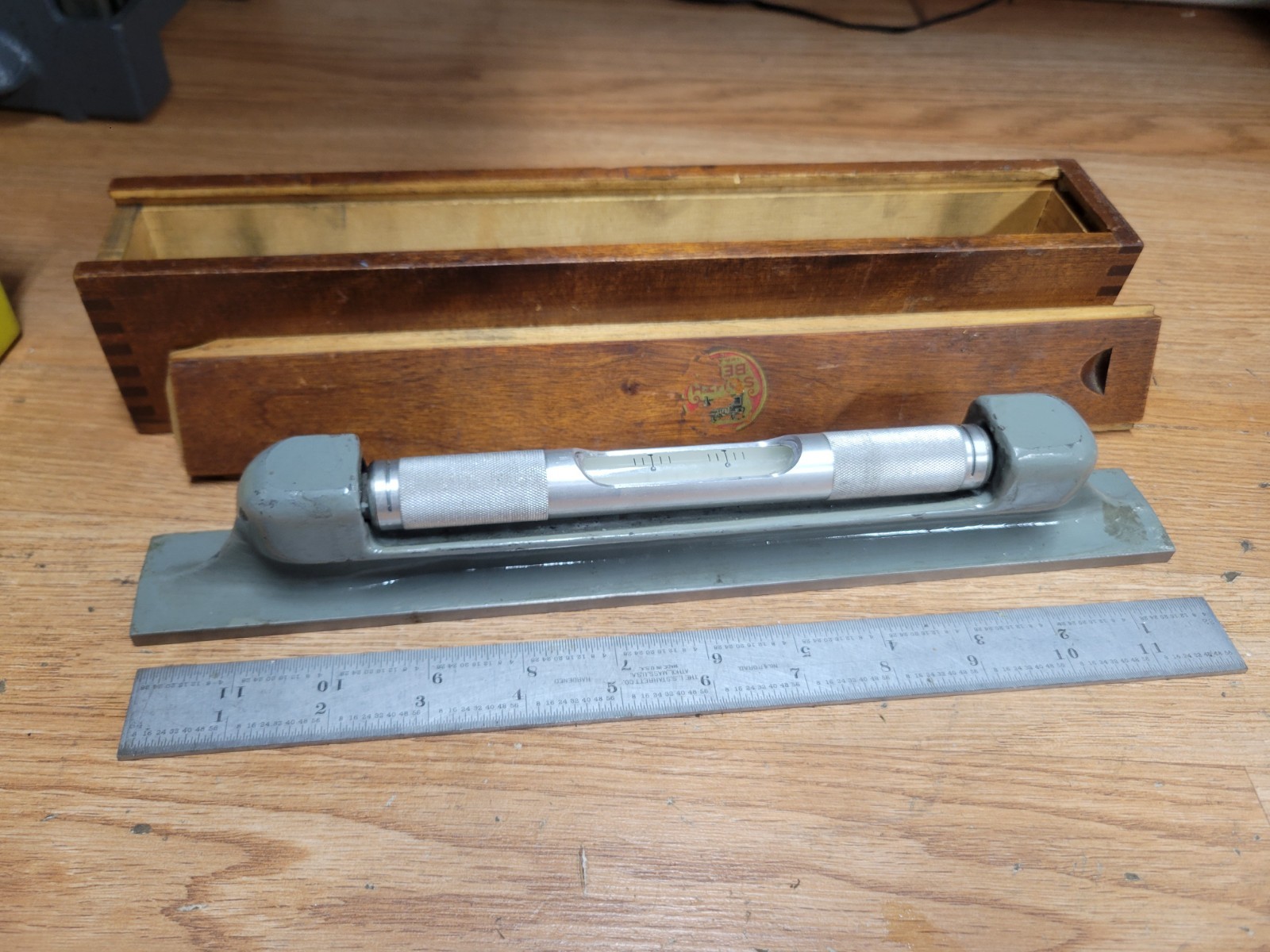 SOUTHBEND 12" MASTER LEVEL