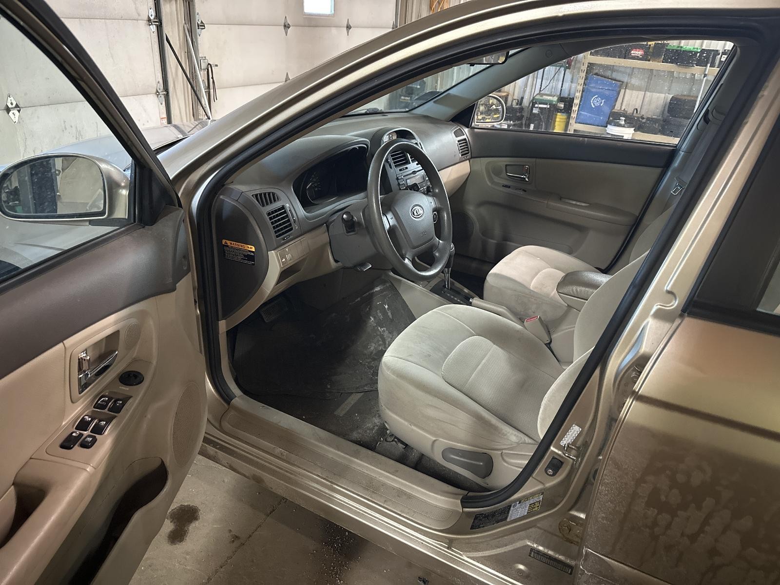 Used Keyless Entry Module fits: 2008 Kia Spectra Theft-Locking keyless entry con