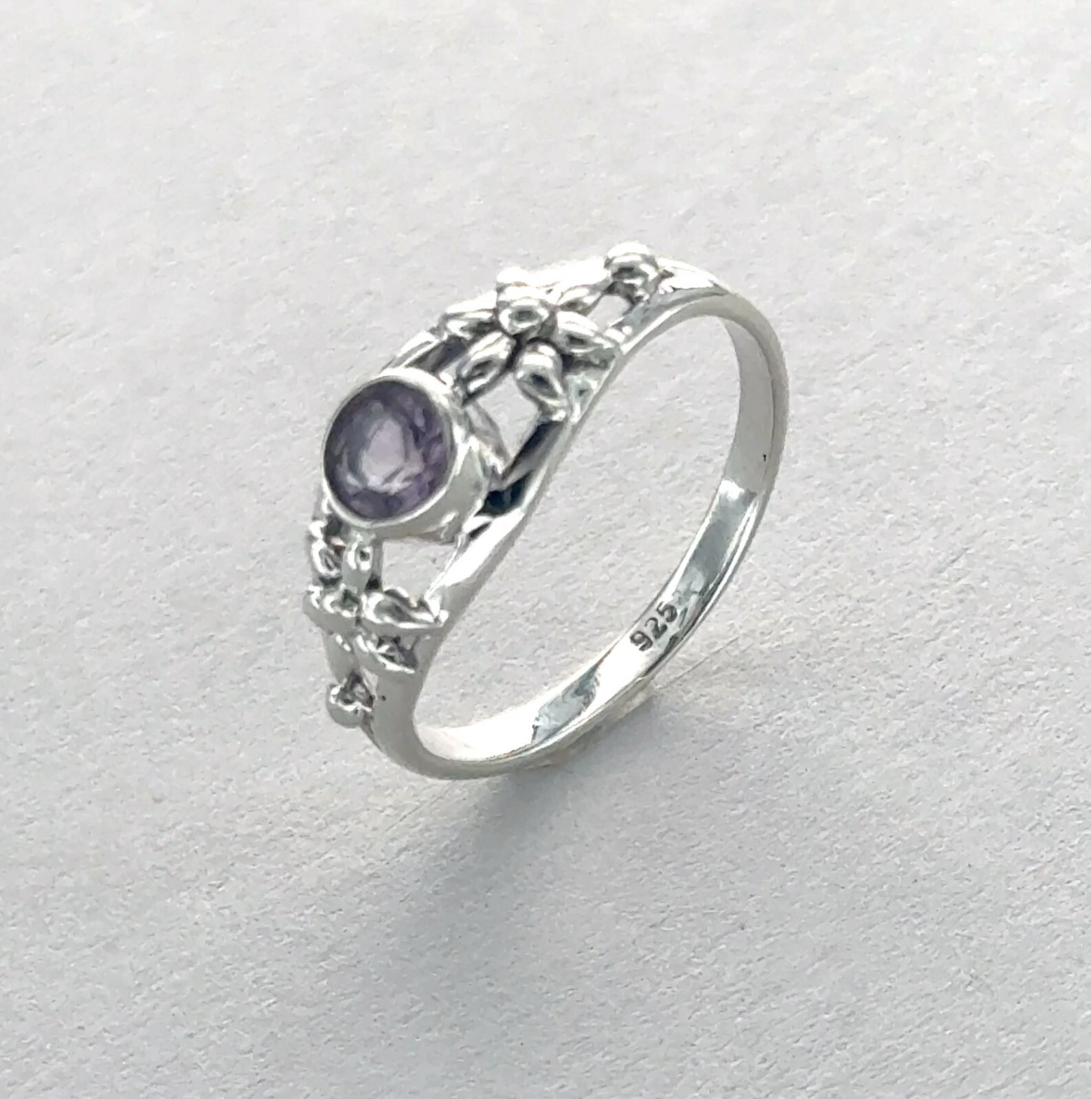 Round AMETHYST Flower Ring Multiple Sizes Natural Stone 925 STERLING SILVER #37e