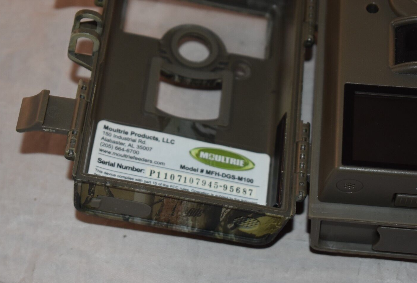 Moultrie M100 Gamespy Digital Game Camera with Cam Security Box A Used