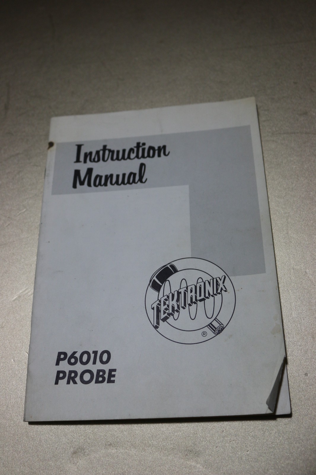 Tektronix oscilloscope model P6010 passive probe INSTRUCTION MANUAL booklet