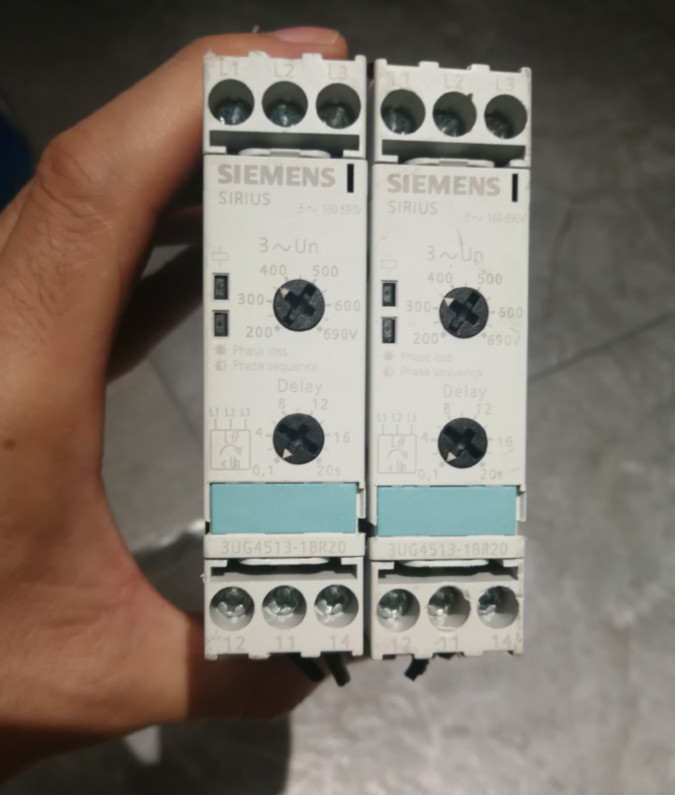 1 PC USED 3UG4513-1BR20 Monitoring  Relay#B697   CL