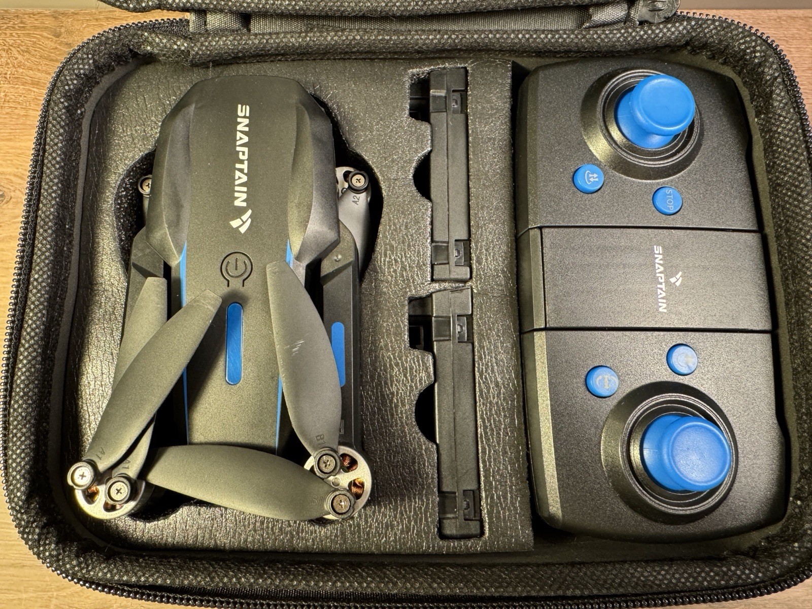 SNAPTAIN S5C Elite 1080p Foldable Drone w/ Remote & Case