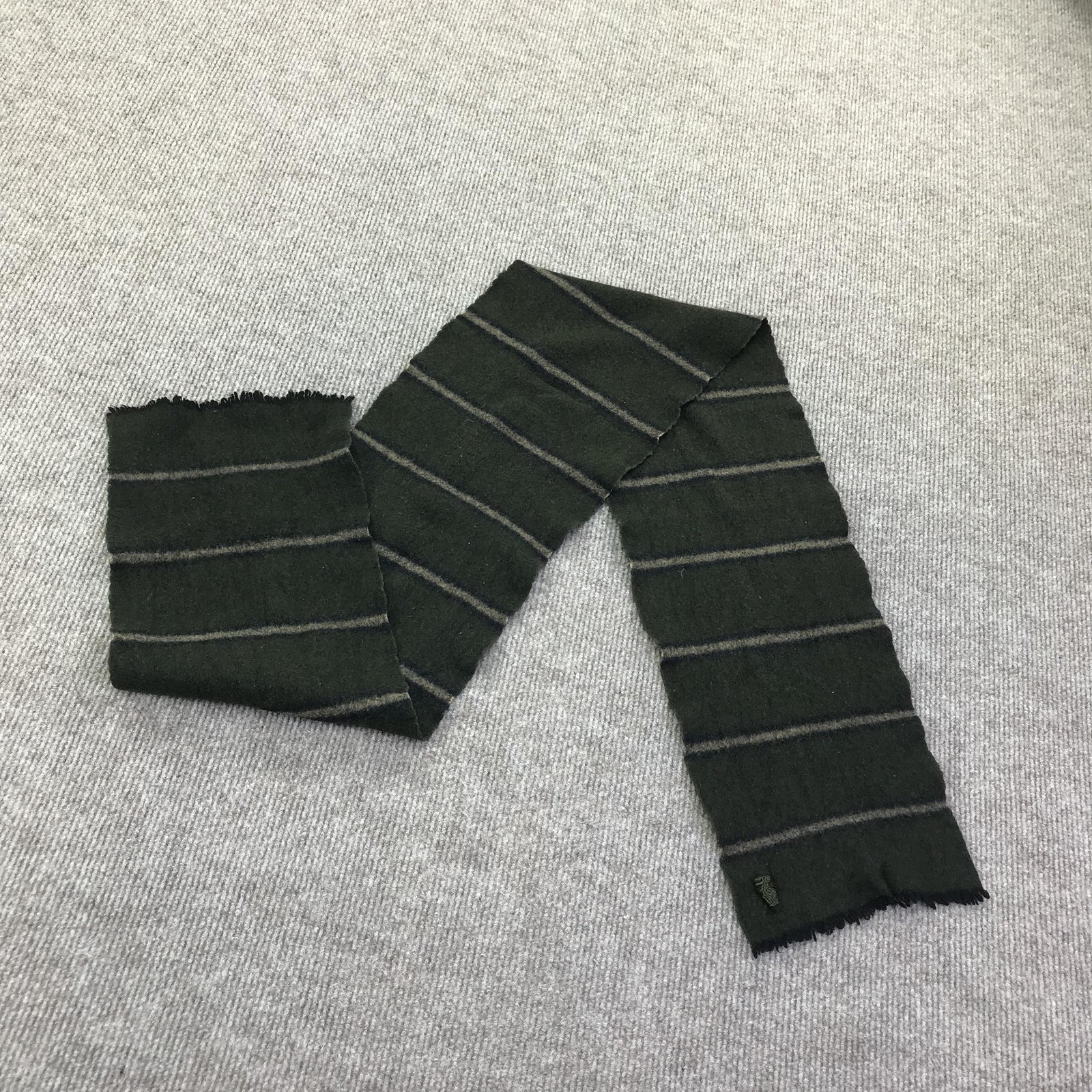 Scarf Mens One Size Green Gray Striped Knit Soft Winter Cold Weather Warm Cozy