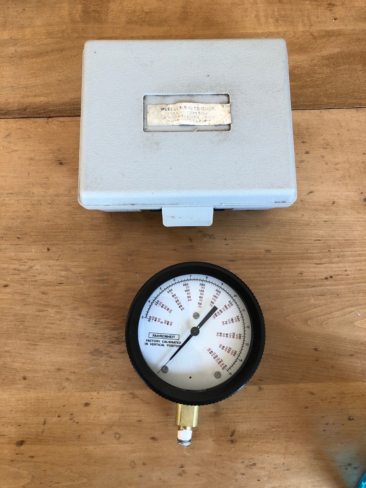 Fahrenheit Temperature Gauge 5" Round 200-400 Range with Case