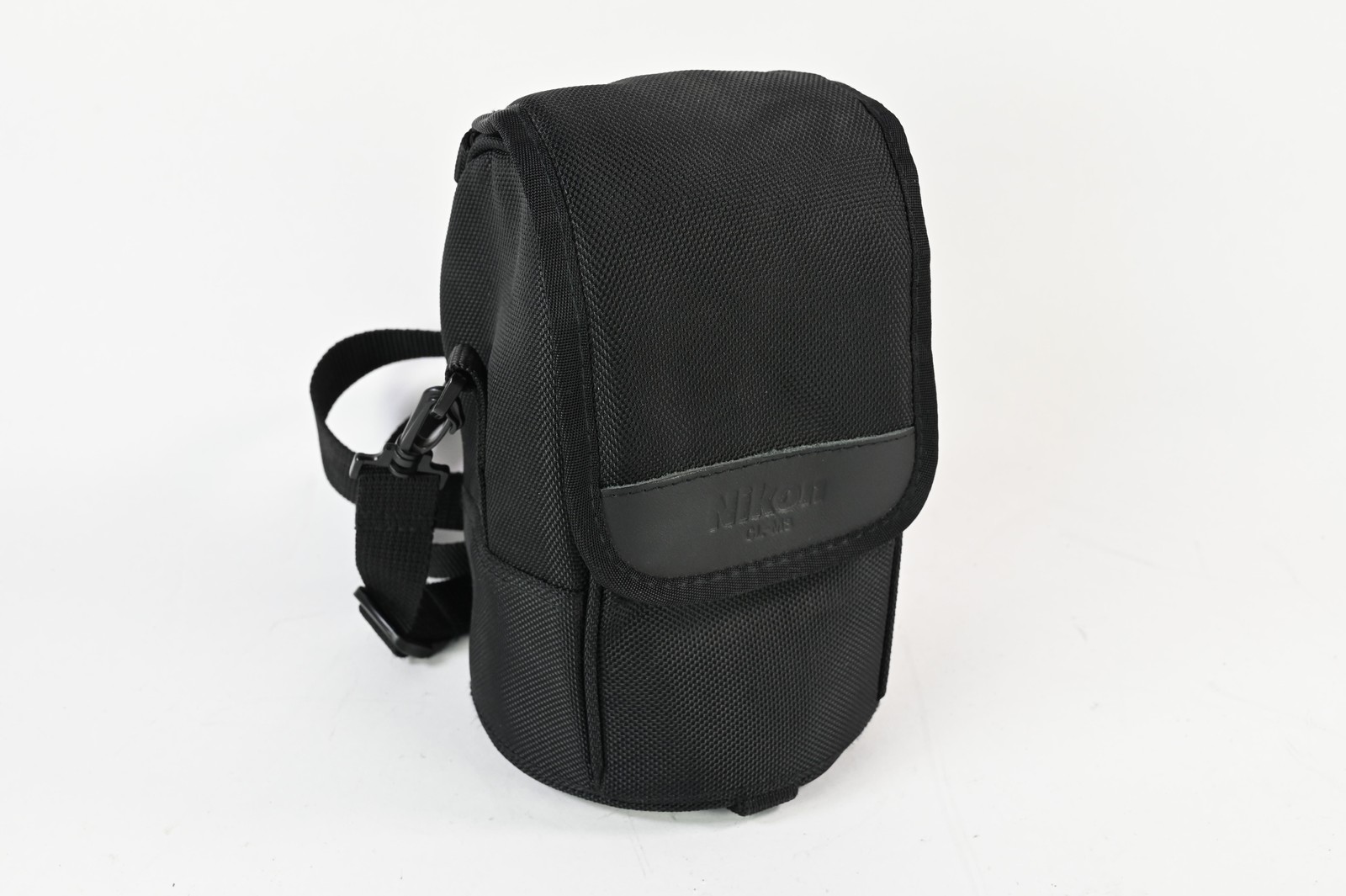 Nikon CL-M3 Lens Case For AF-S 14-24mm f/2.8G & AF-S 24-70mm f/2.8G lenses #G023
