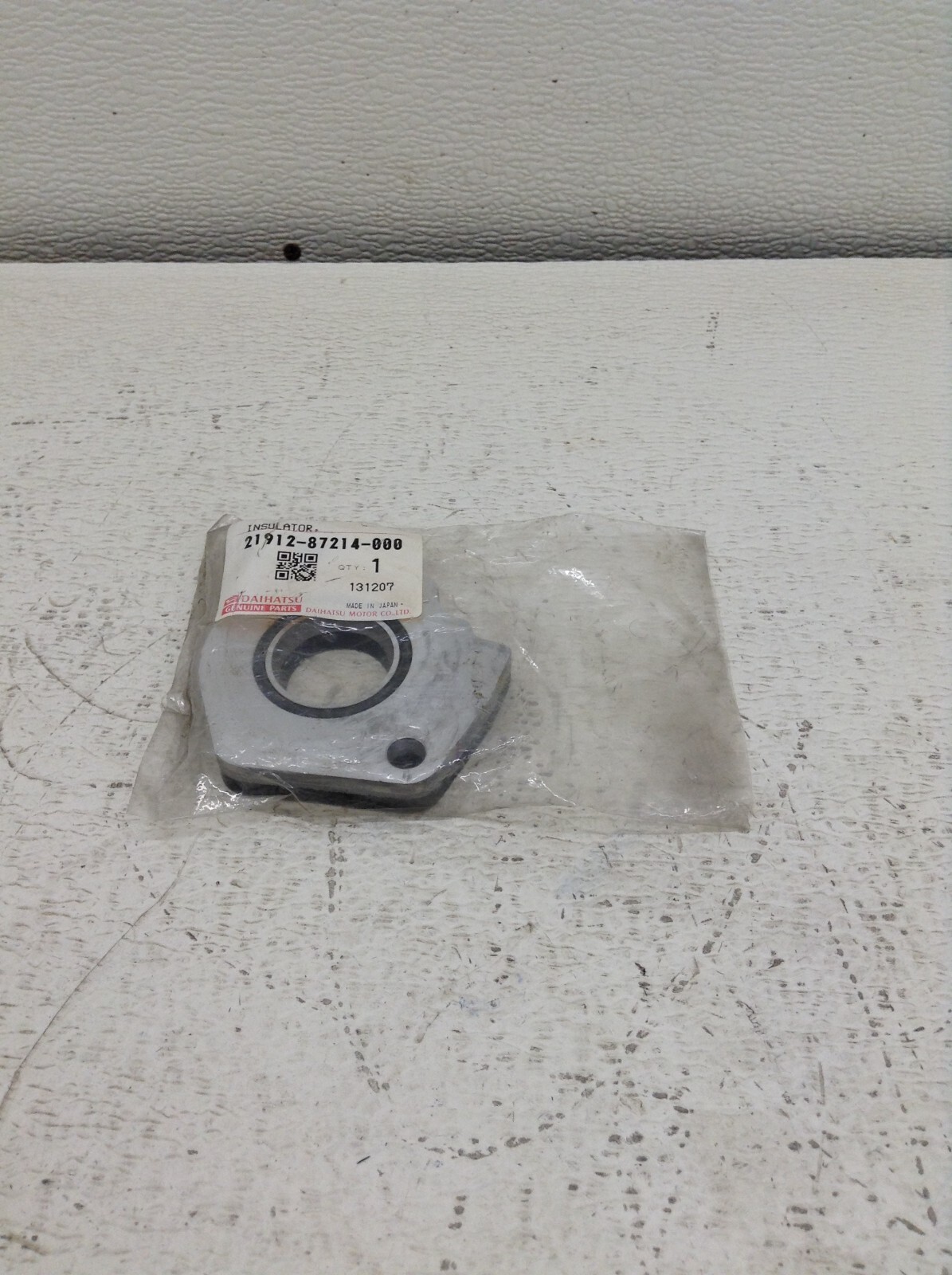 Daihatsu 21912-87214-000 Insulator 2191287214000 21912 New (TSC)