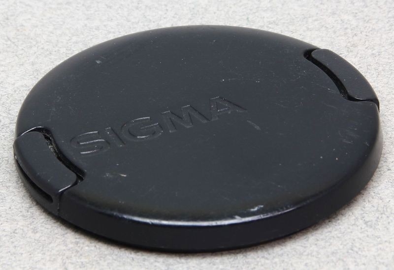 Genuine SIGMA 52mm (Black Lettering) Snap-On/Clip-On PLASTIC FRONT LENS CAP