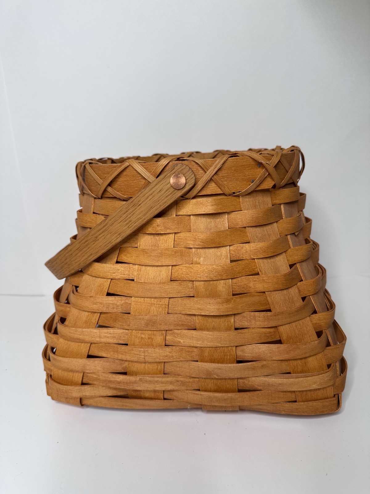 Workshops Egg Collector Amish Basket 9x9"