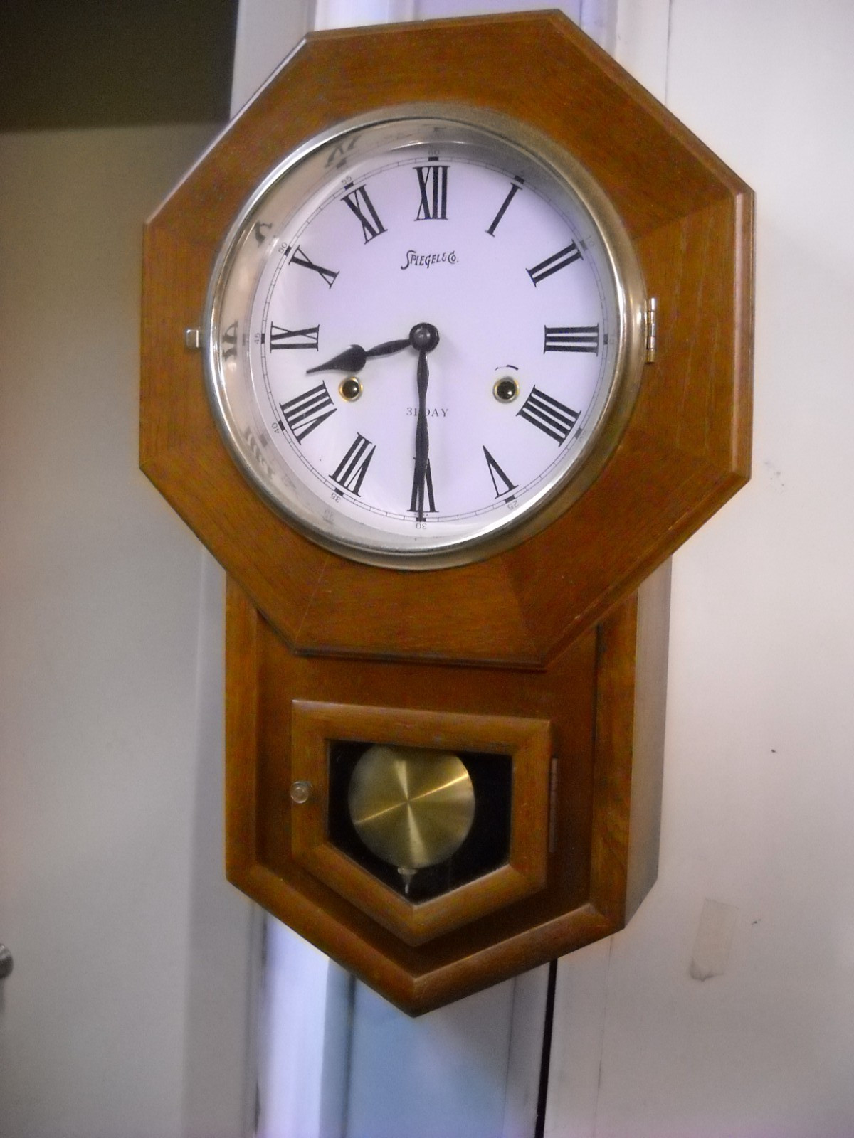 Spiegel & Co. Vintage 31-Day Wind-Up Wall Clock Wood & Brass NO Key Parts Repair