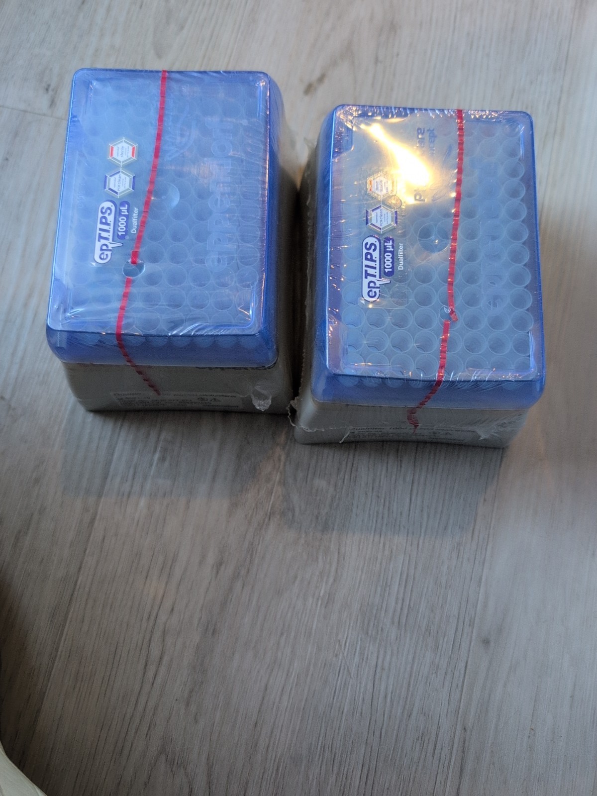 (2) packs 96 Eppendorf Cat No 022491253 Dualfilter 1000µL Filter Pipette Tips
