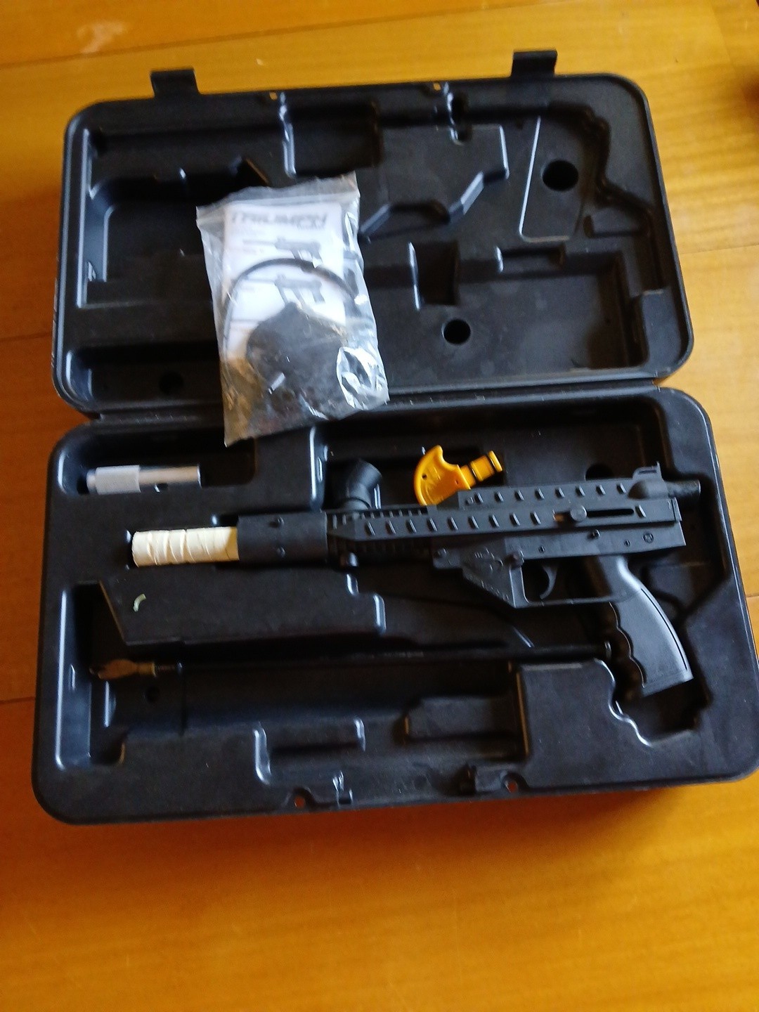 Brass Eagle Stingray Paintball Marker Gun Black PARTS ONLY REPAIR Case Included