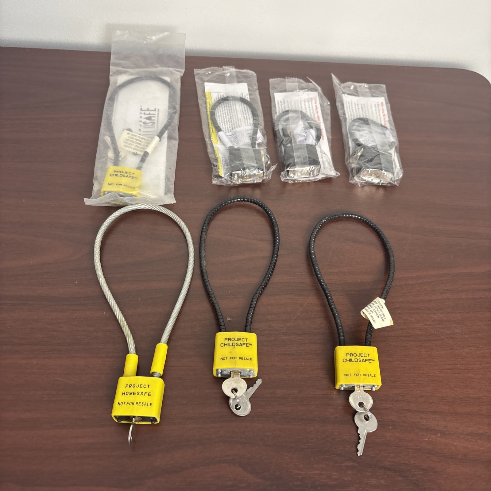 Lot of 7 Cable Safety Gun Locks Pistol Rifle Firearm w/ Keys