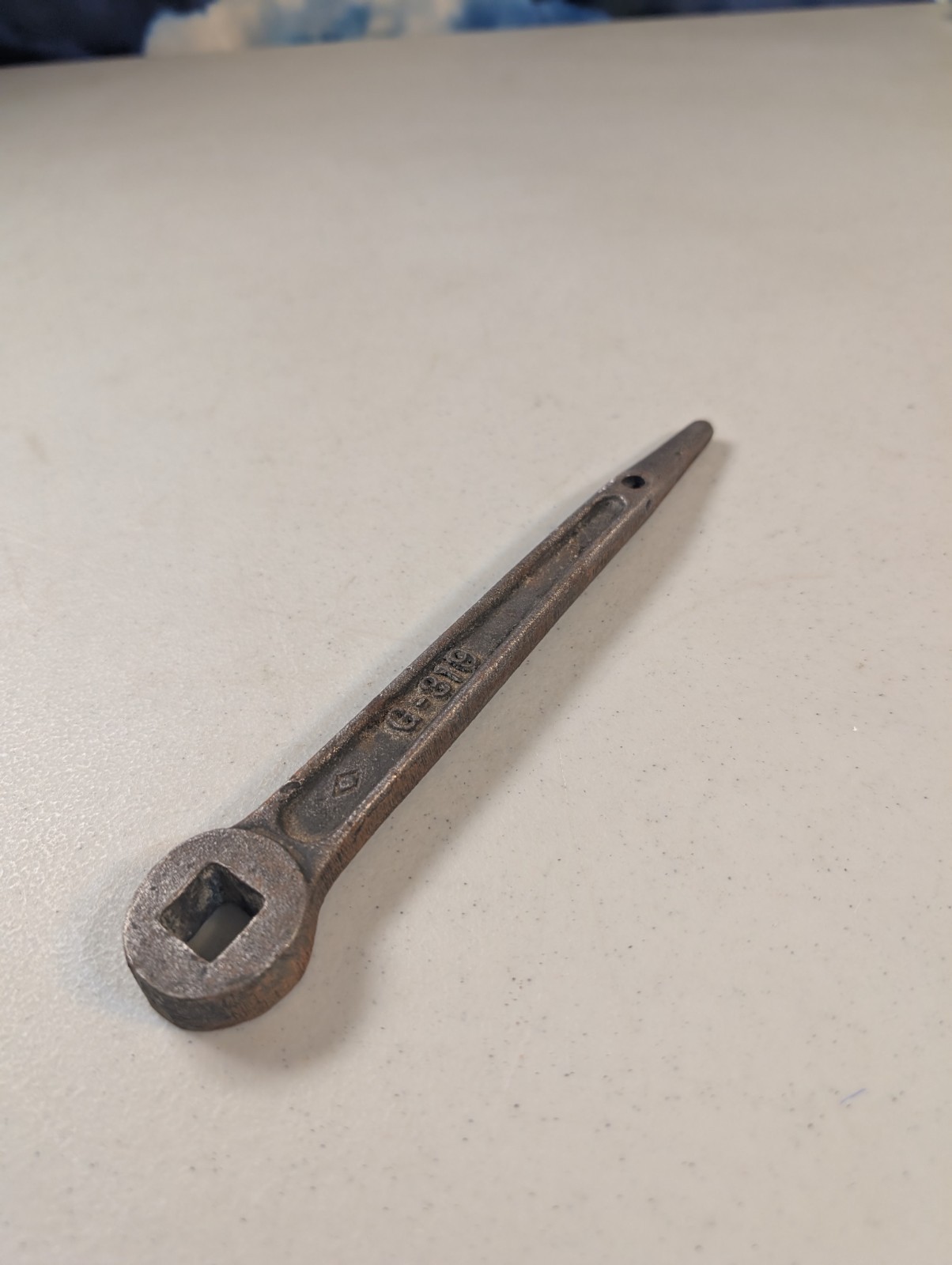 G 319 Bolt Header (?) 8" Tool