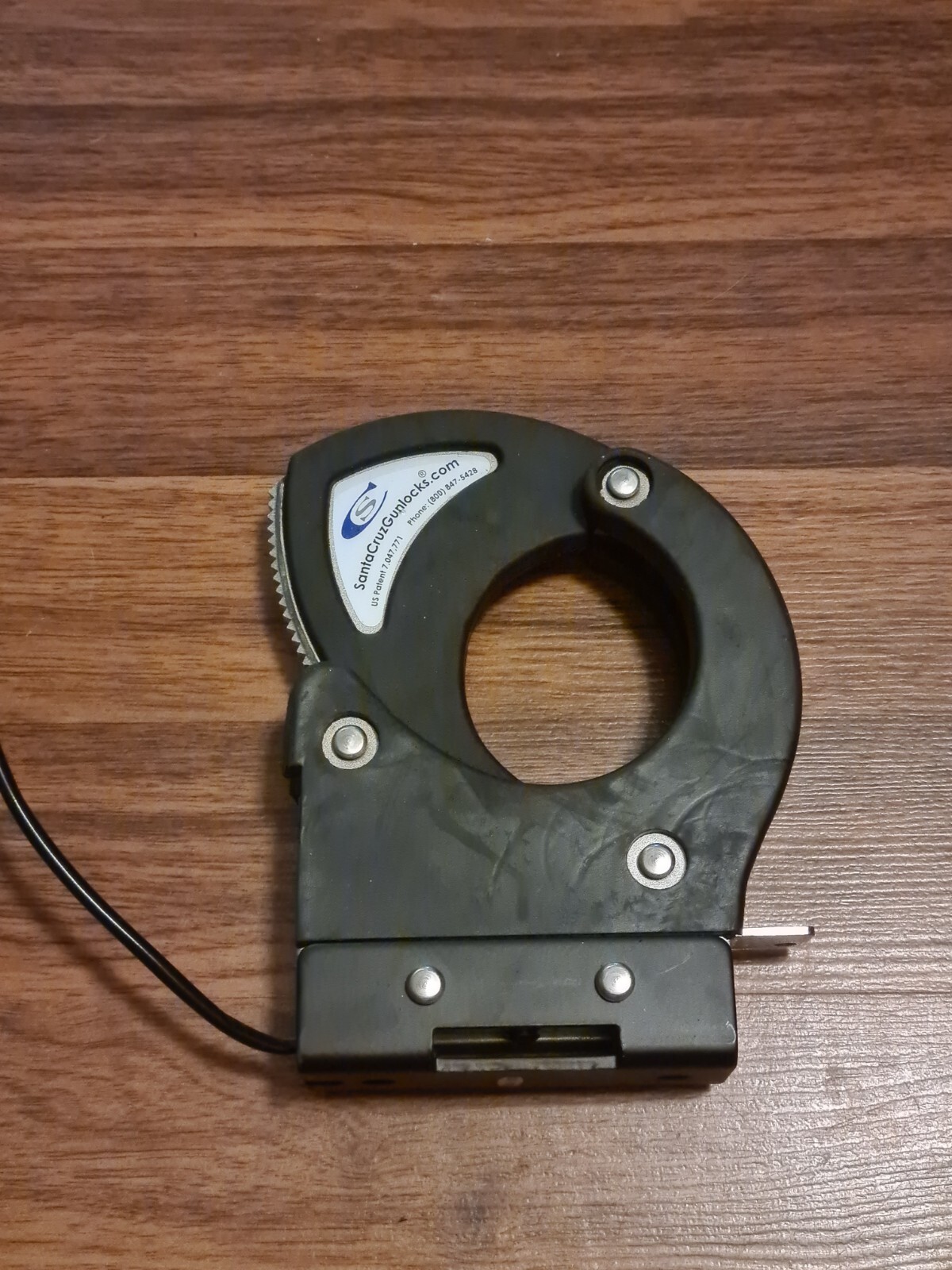 Santa Cruz SC-6 Universal Gunlock With Key