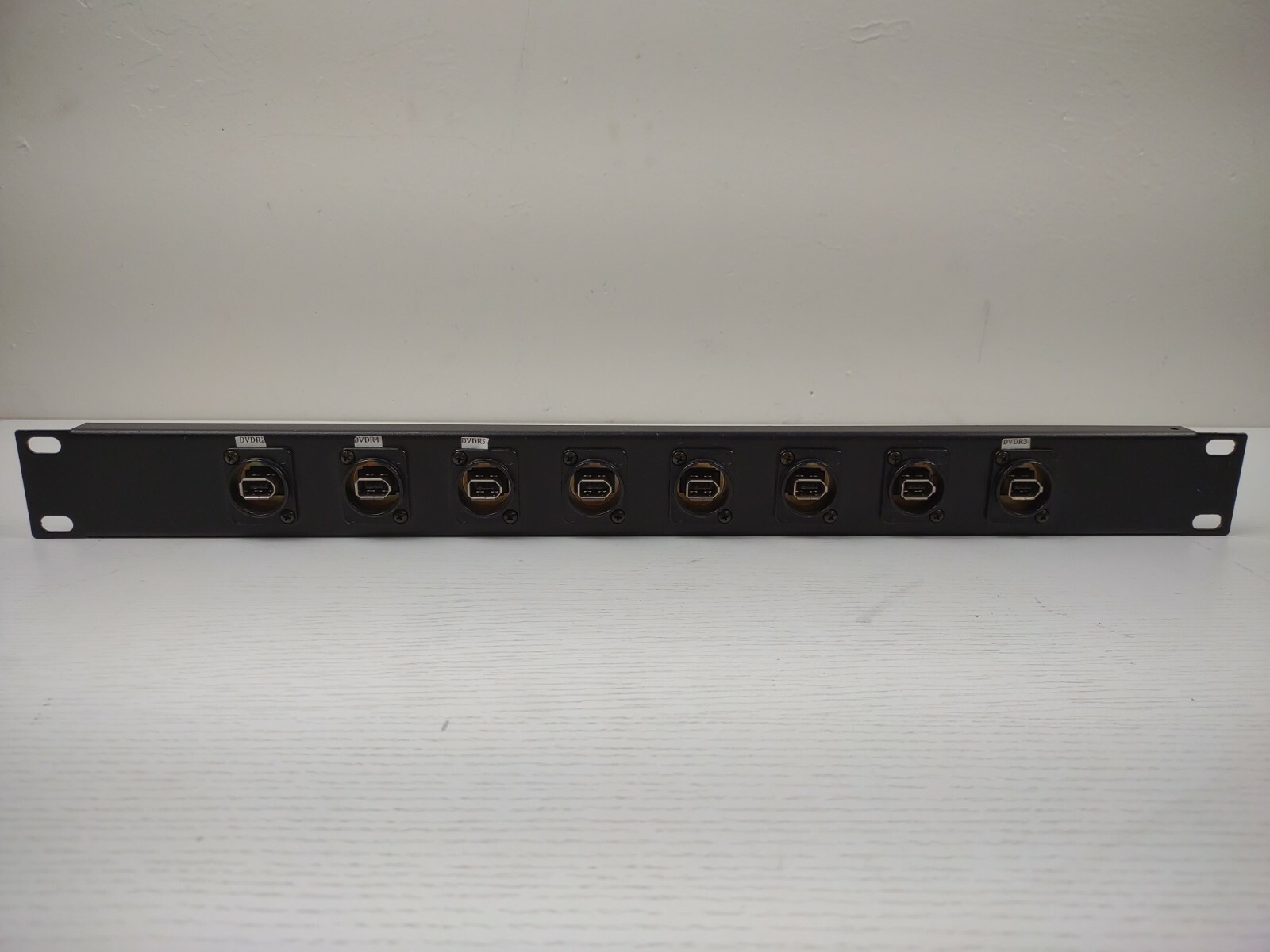 Tecnec 1394 Firewire Video 8 Input Output Patch Bay 1 Rack Unit 1394Patch-8