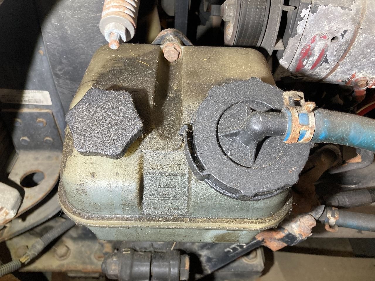 Freightliner COLUMBIA 120 Power Steering Reservoir - Used
