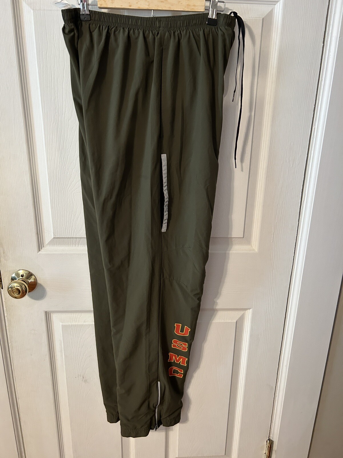 U.S. Marine Corp New Balance Warm Up Uniform Medium Long Great Condition