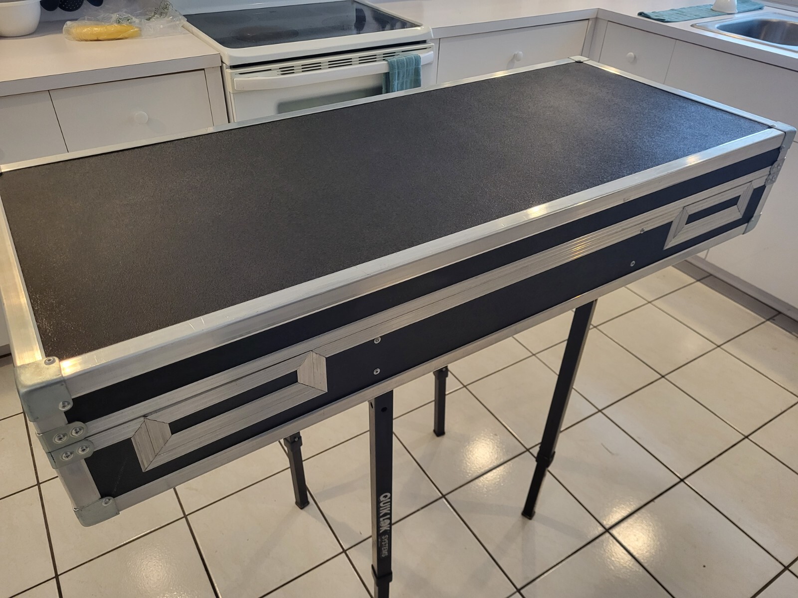 DJ Full Size Mixer Road Case