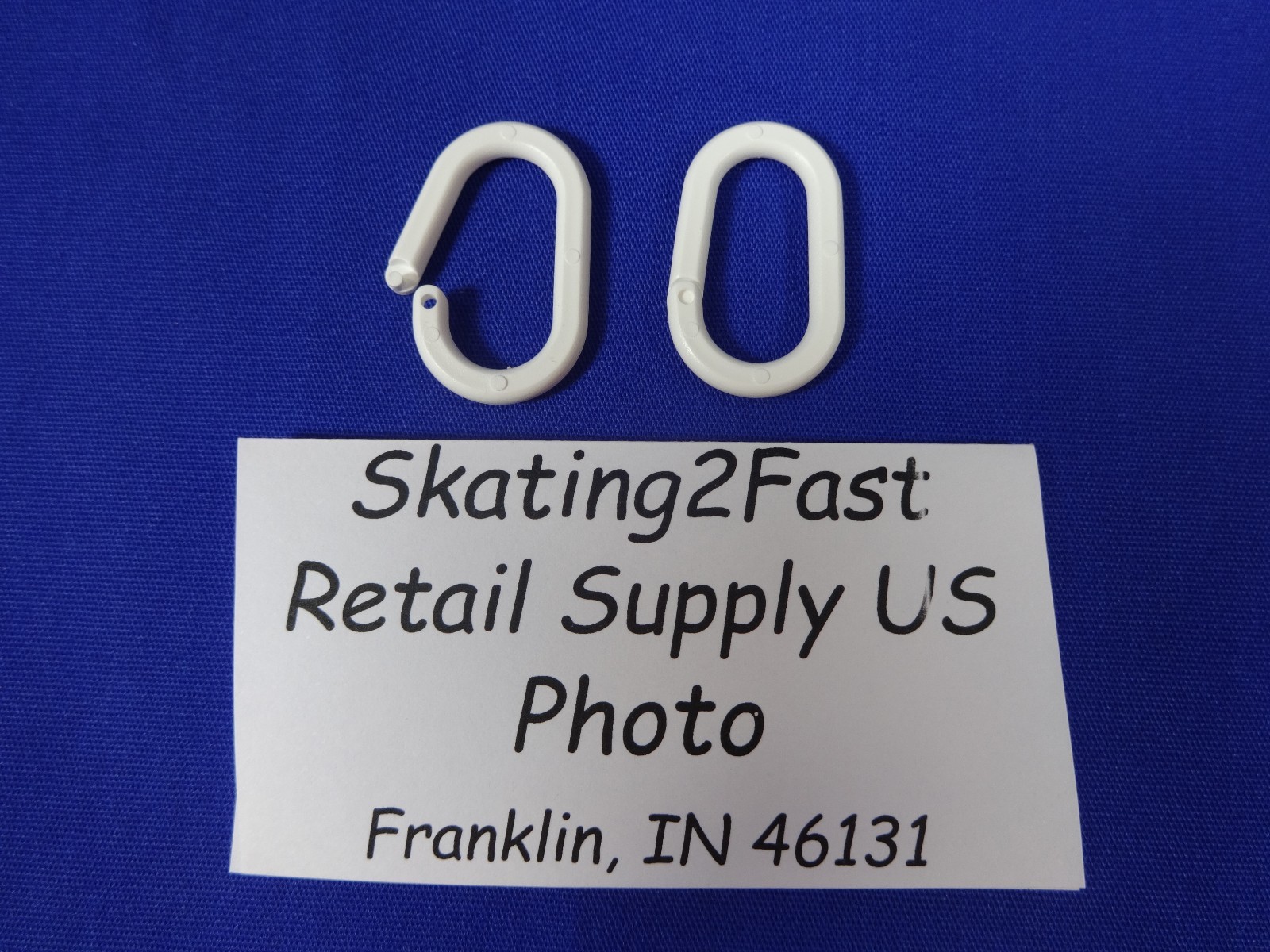 1" Oval Split-Ringsin White Plastic Hold Banners & Signs Retail Store Supply