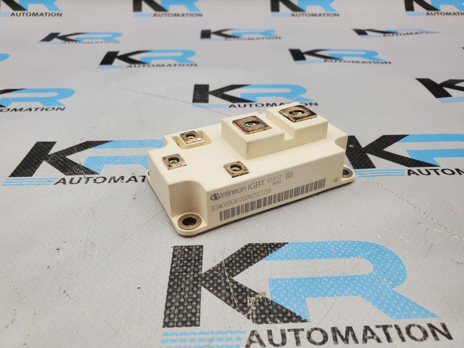 Infineon BSM300GA120DN2SE3256 IGBT Module